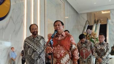 Prabowo Subianto Datang Ke Kantor DPP Partai Nasdem. Buka Peluang Gerindra tak Usung Dirinya pada Pilpres 2024, Prabowo: “Gerindra bisa mengusung tokoh mana pun yang sesuai dengan kriteria mereka. Kami ingin anak muda harus berani menawarkan diri untuk mengabdi kepada negara dan bangsa”